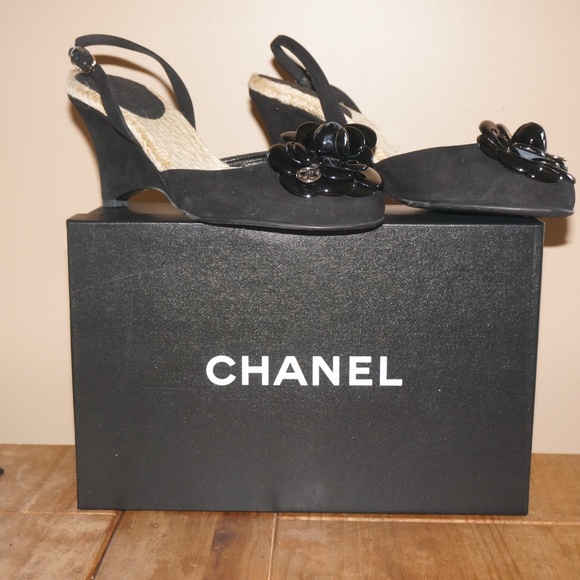 Chanel Sling Back Black Suede - Picture 2 of 4